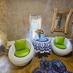 Clay House Chiang Mai By Alphatel
